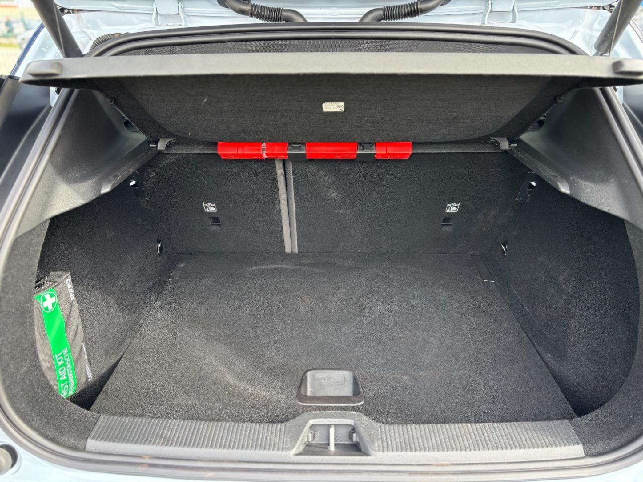 Fahrzeugabbildung Volvo EX30 Performance Pure Electric Ultra AWD