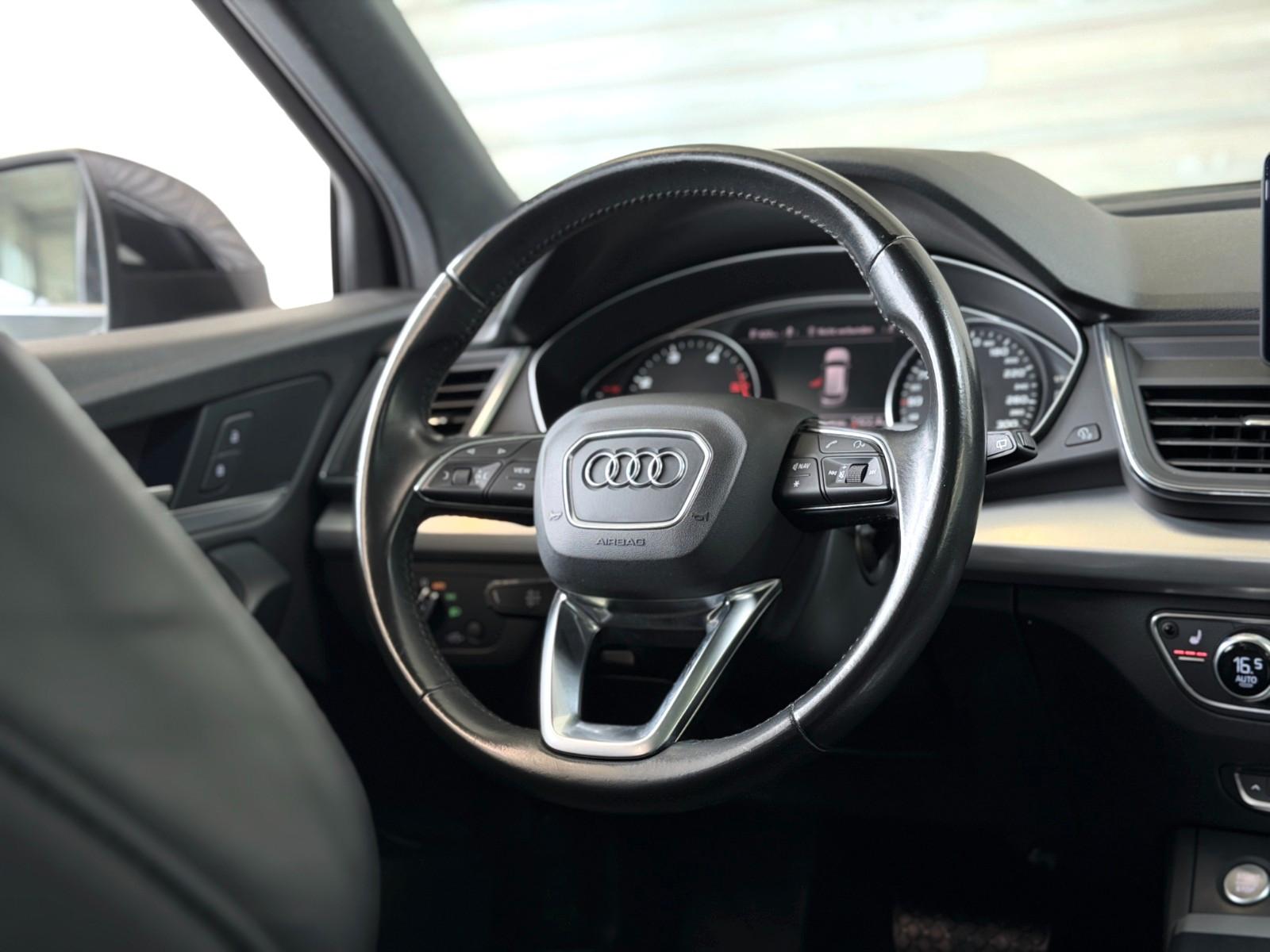 Audi Q5 quattro Sport*S-line*Kamera*LED*AHK*Panorama*