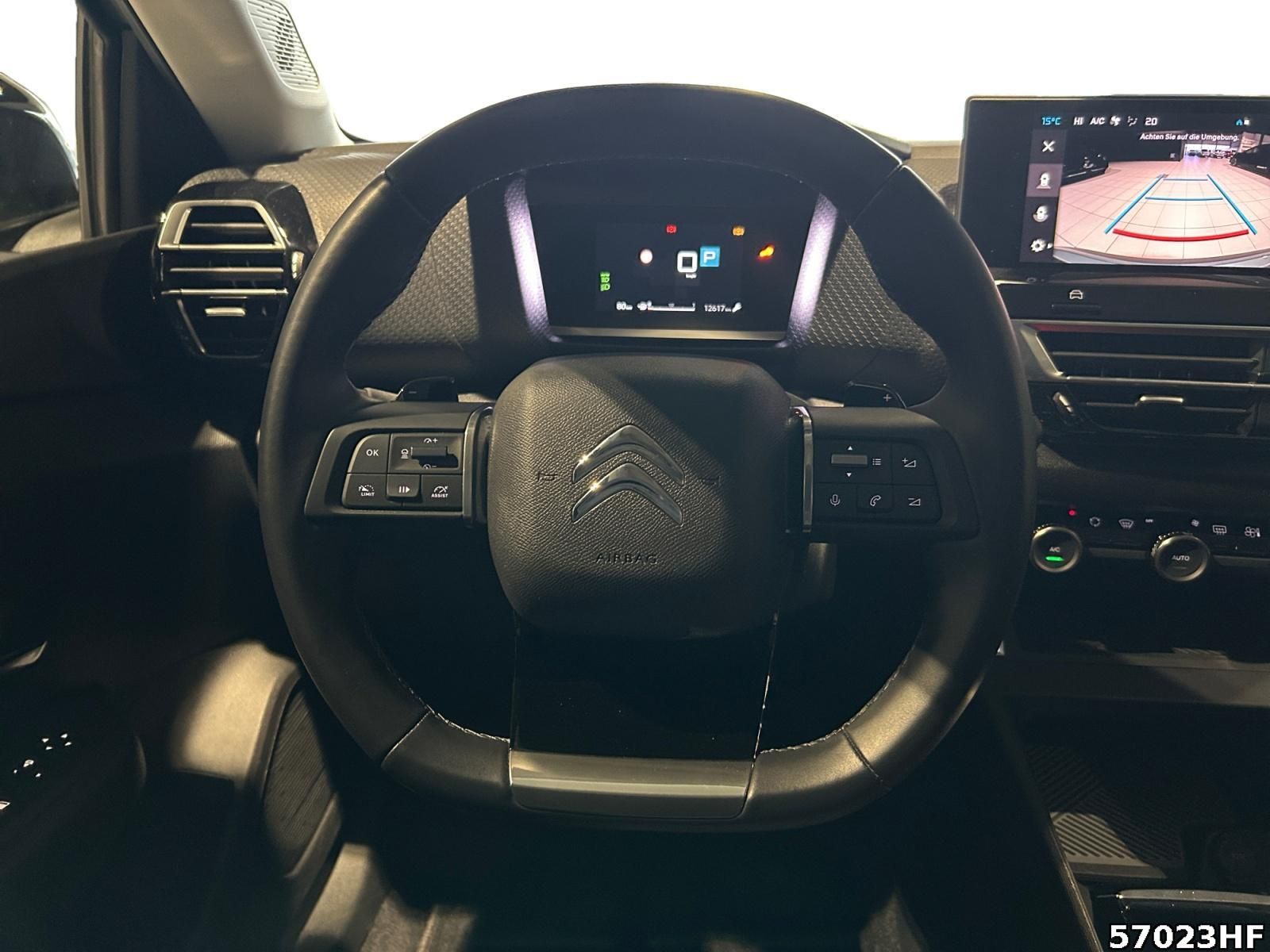 Fahrzeugabbildung Citroën C4 Max +DRIVEASSIST+CARPLAY+SHZ+NAVI+KEYLESS+