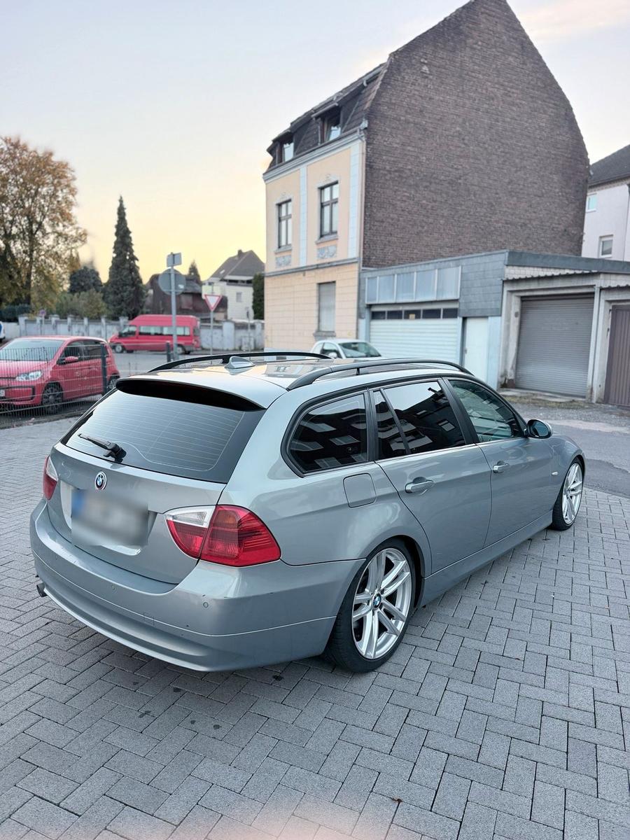 BMW 320 2007 — photo 5
