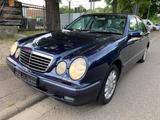 Mercedes-Benz E 320 ELEGANCE Aut Klimaaut Leder Xenon 1 Hand - Mercedes-Benz E 320: Elegance