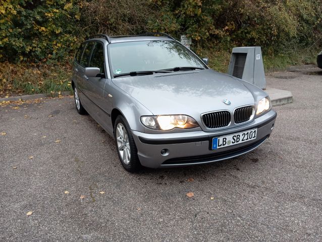 BMW 318i touring -