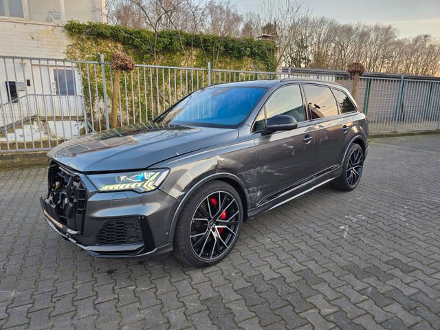 Audi SQ7 4.0 TFSI quattro SOFT-CLOSE PANORAMA