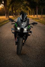 Kawasaki Ninja ZX-10R - KAWASAKI NINJA ZX
