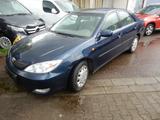 Toyota Camry - Toyota Camry mit Benzin-Antrieb: Limousine