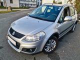 Suzuki +SX4+Club+Navi+Klima+Zahnriemen neu! - Suzuki SX4 Club mit Diesel-Antrieb