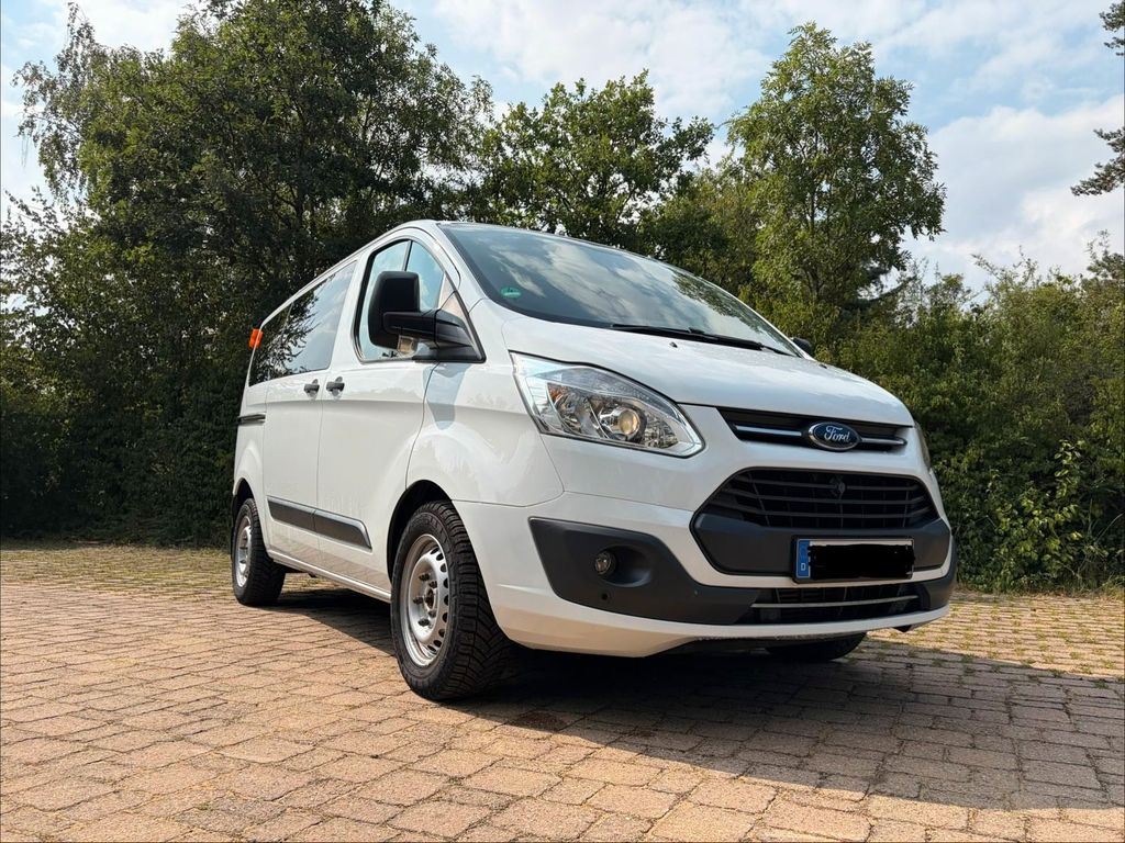 Image of Ford Transit Custom