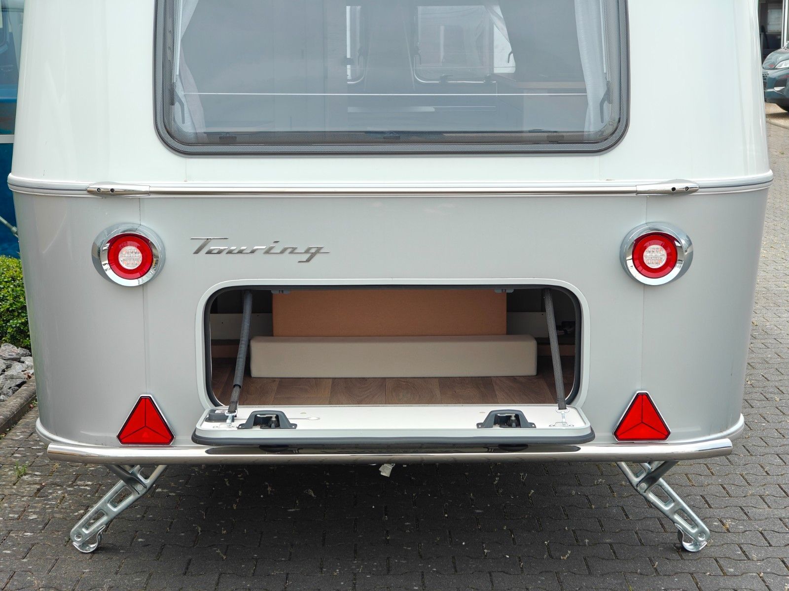 Fahrzeugabbildung HYMER / ERIBA / HYMERCAR Touring 630 Urban SD - JETZT 4.794€ SPAREN !