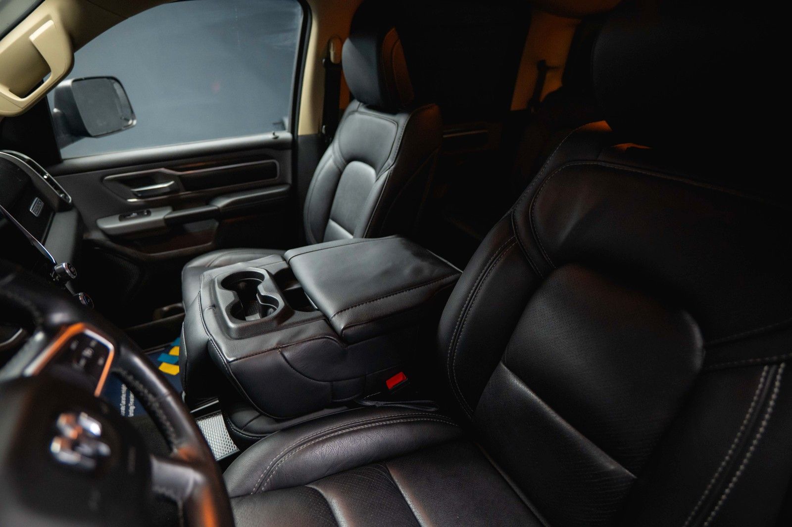 Fahrzeugabbildung Dodge RAM 5.7 V8 HEMI GEN 5 LONGBED MAXI *LED*6 Sitze*