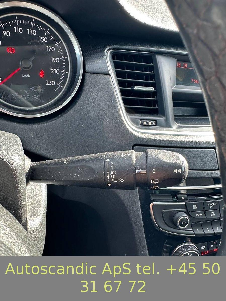 Peugeot 508 2012 — photo 28