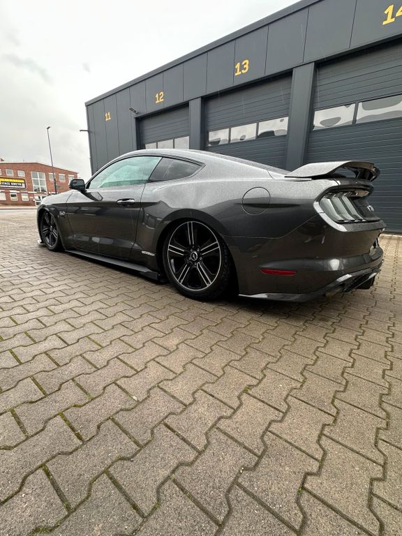Image of Ford Mustang