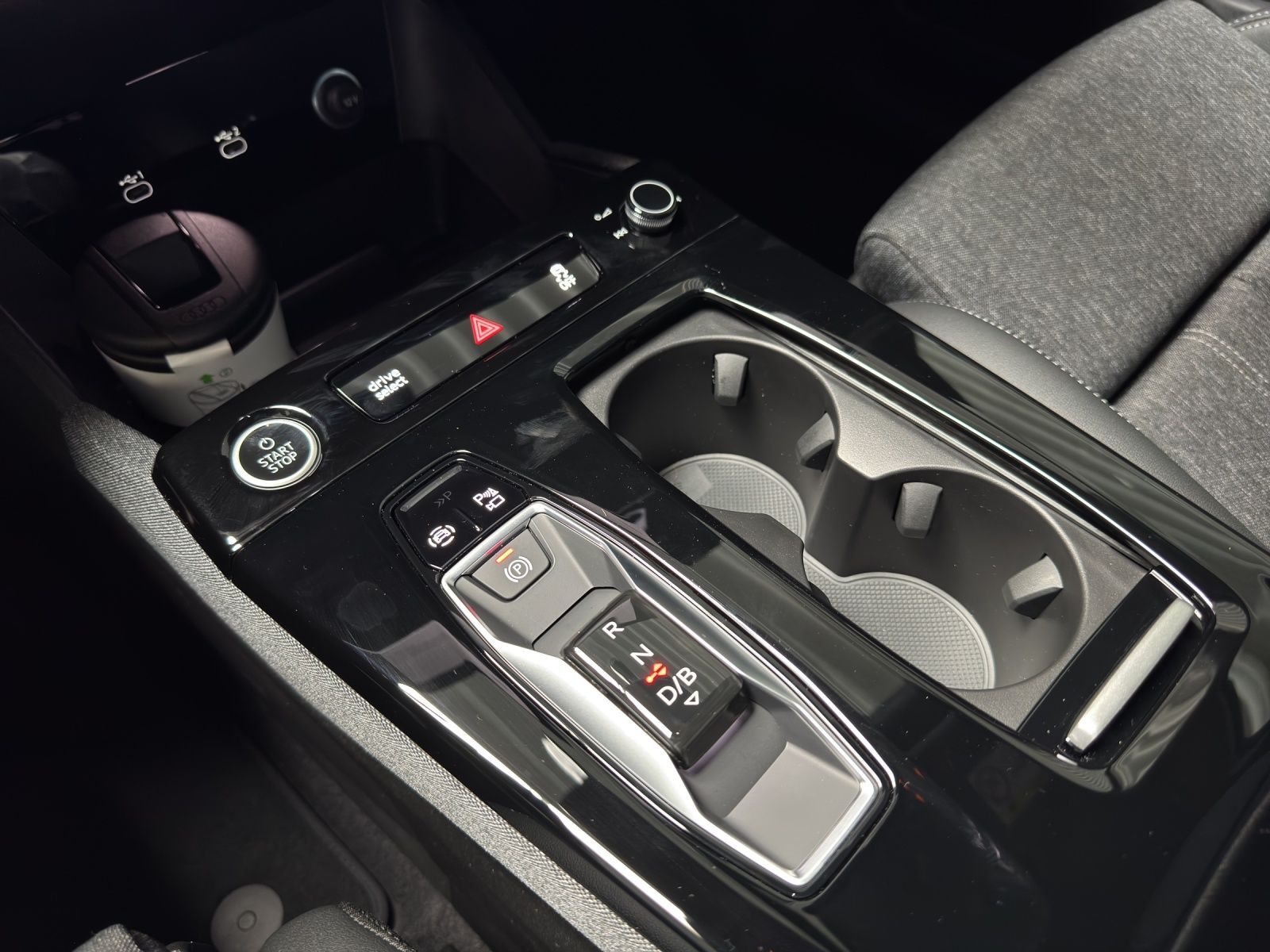 Audi Q6 e-tron - Bild 11