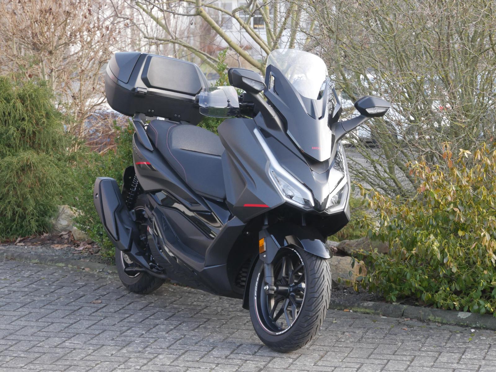 Honda NSS350 SE Forza 350 Special Edition