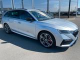 Skoda Octavia Combi 2,0TSi RS 19"HUD AHK Canton DCC - Skoda Octavia: Kombi, 1.2