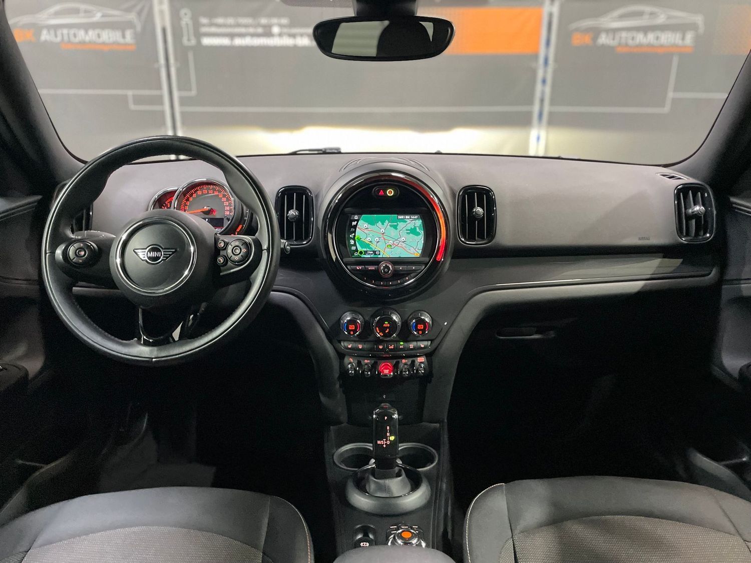 Fahrzeugabbildung MINI Cooper Countryman Cooper#LED#Keyless#Tempomat#PD