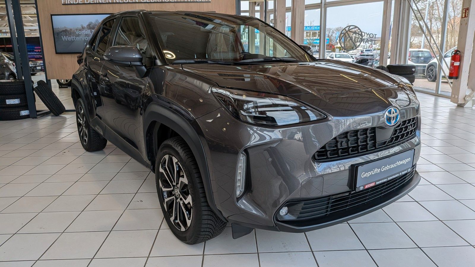 Fahrzeugabbildung Toyota Yaris Cross Team Deutschland Rückfahrkamera