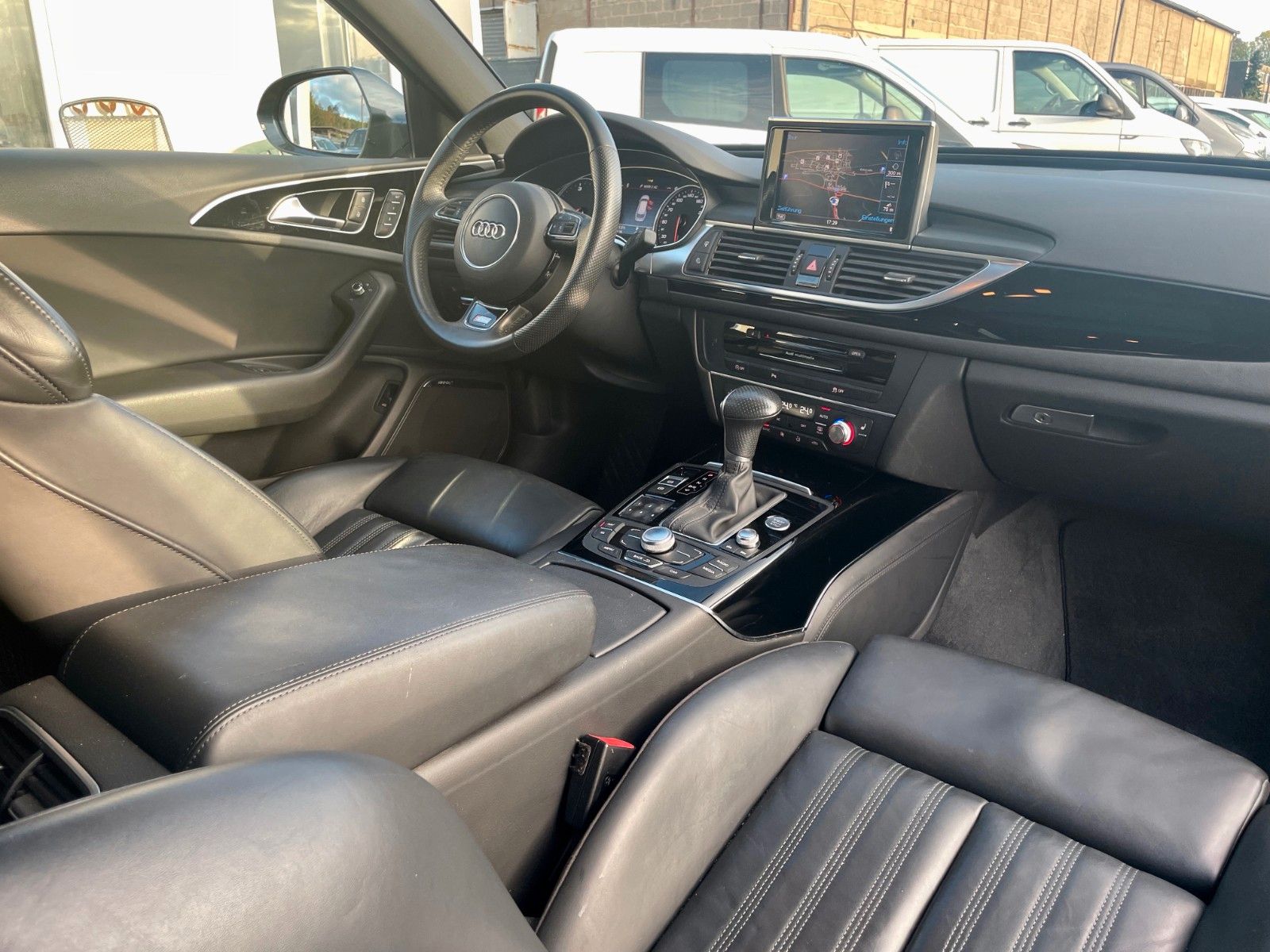 Fahrzeugabbildung Audi A6 Avant 2.0 TDI Aut. S-LINE SPORT PLUS Navi Xen