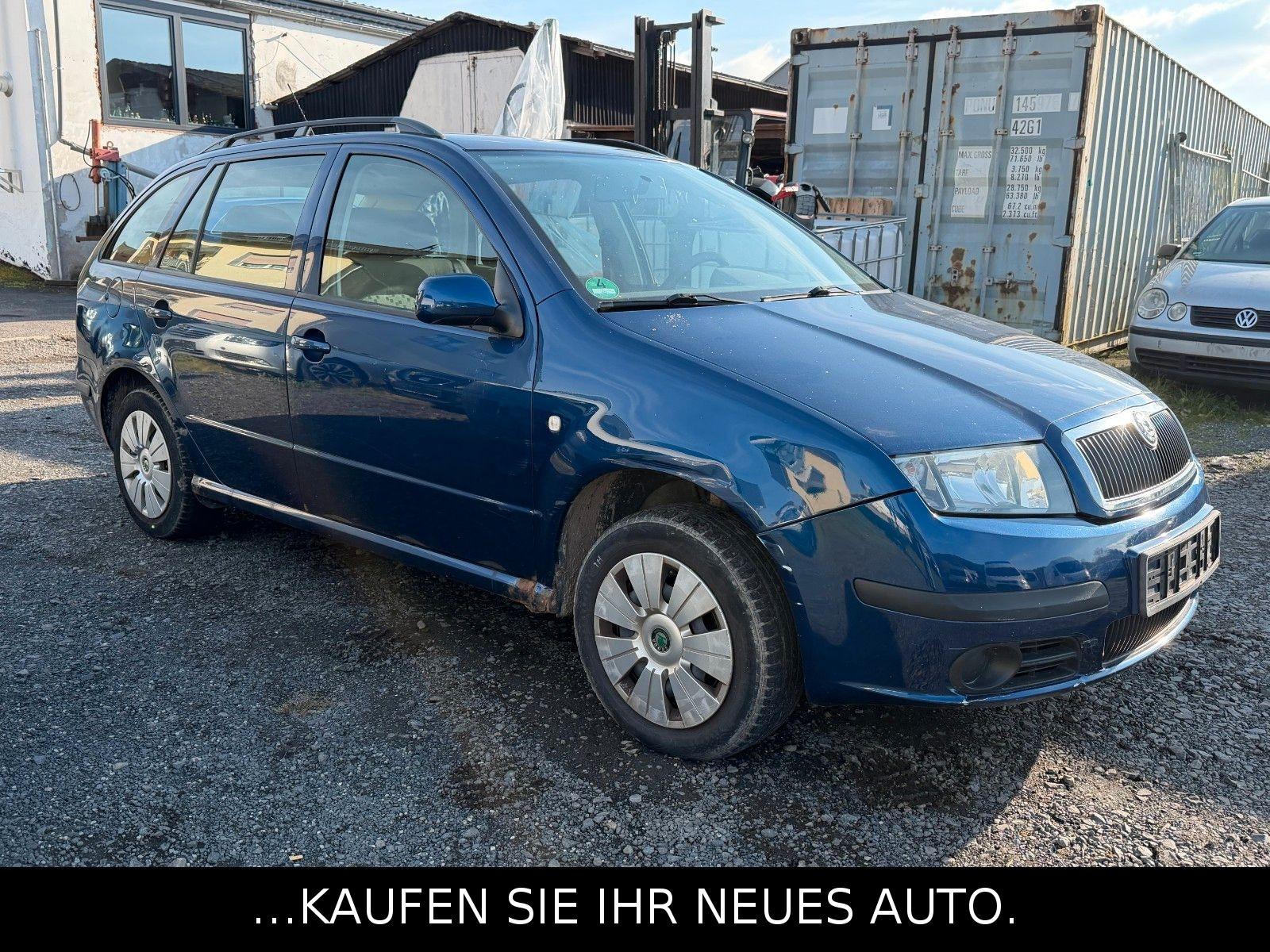 Skoda Fabia 2007 — rear view