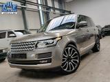 Land Rover Range Rover Vogue 4.4 SDV8 STANDHZG MASSAGE - Land Rover Range Rover: Geländewagen