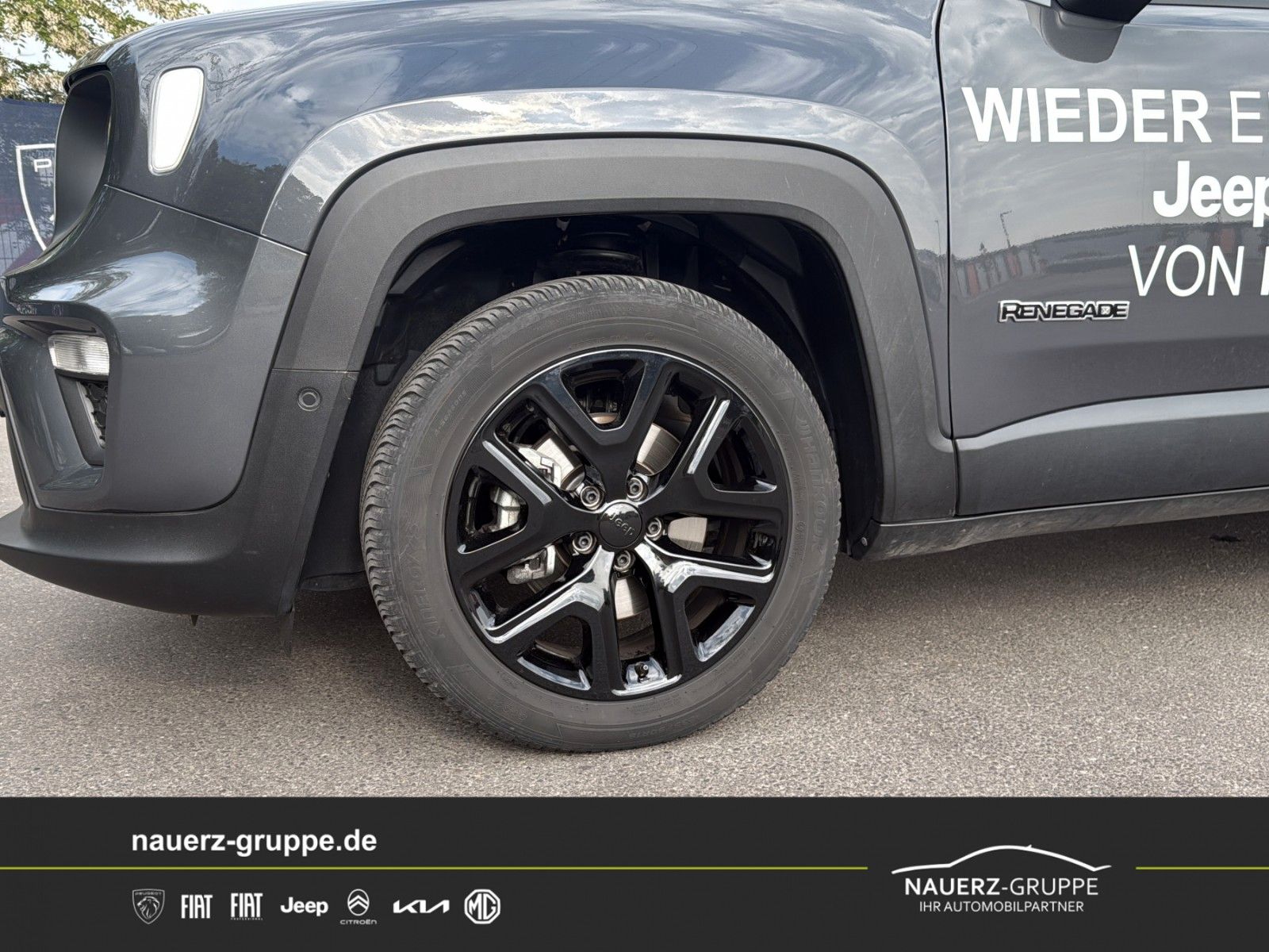 Fahrzeugabbildung Jeep Renegade Altitude
