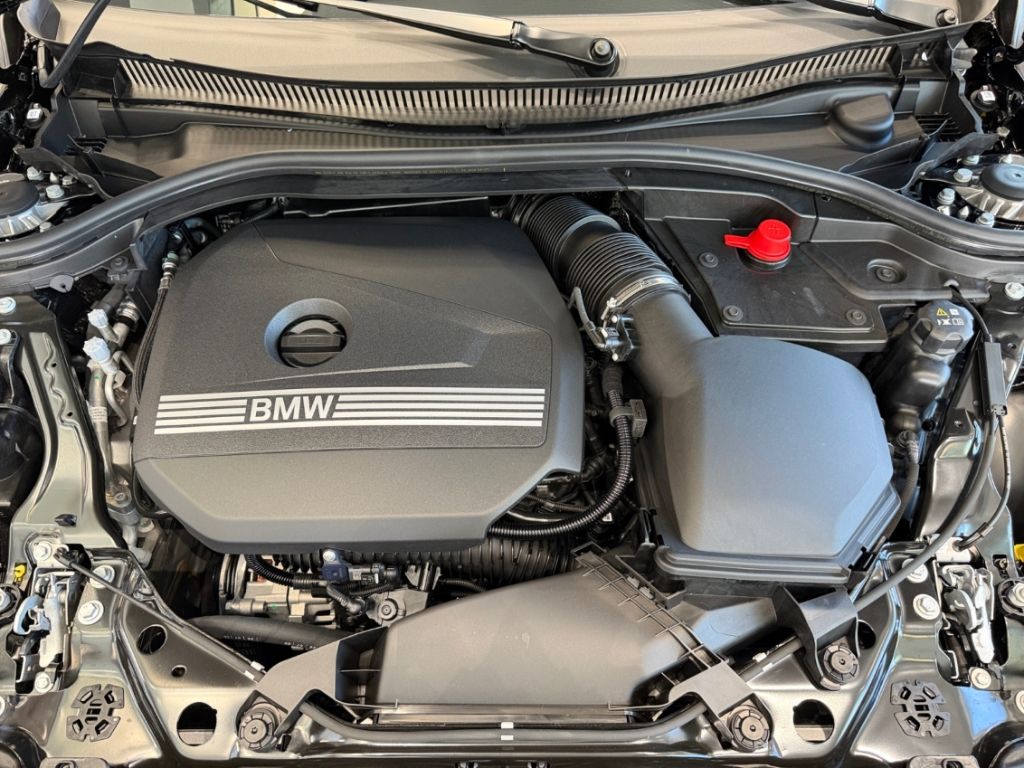BMW 216 Gran Coupé - Bild 12