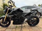 Suzuki GSR 750 - SUZUKI 750 GS