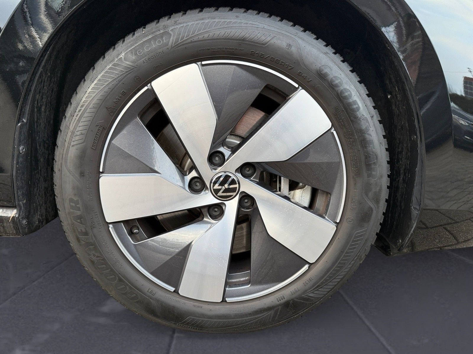 Volkswagen Passat - Bild 10