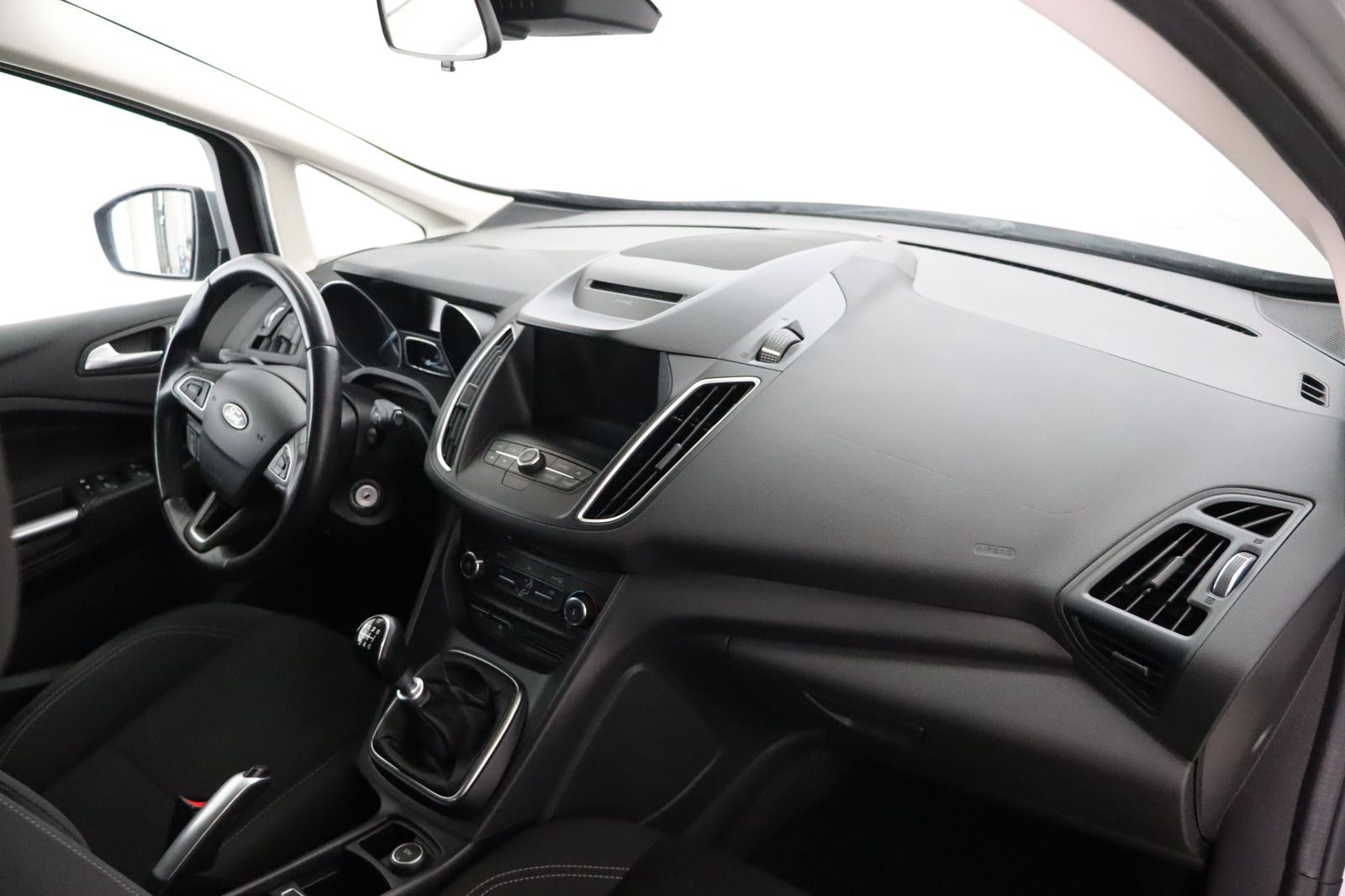 Fahrzeugabbildung Ford Grand C-Max 1.0 Cool & Connect * Navi * SHZ HU/A