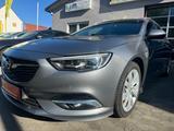 Opel Insignia Sports Tourer OPC Innovation 4x4 - Opel Insignia: Tourer Opc