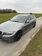BMW 318i Touring Edition Exclusive Edition Exclusive - BMW 318 aus 2011: Kombi