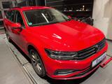 Volkswagen Passat Var./Business/Navi LED SHZ/58% unter UPE - Volkswagen Passat Variant aus 2023