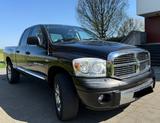 Dodge RAM 1500 5.7 V8 Hemi Laramie 4x4 QuadCab - Dodge aus 2008: Hemi