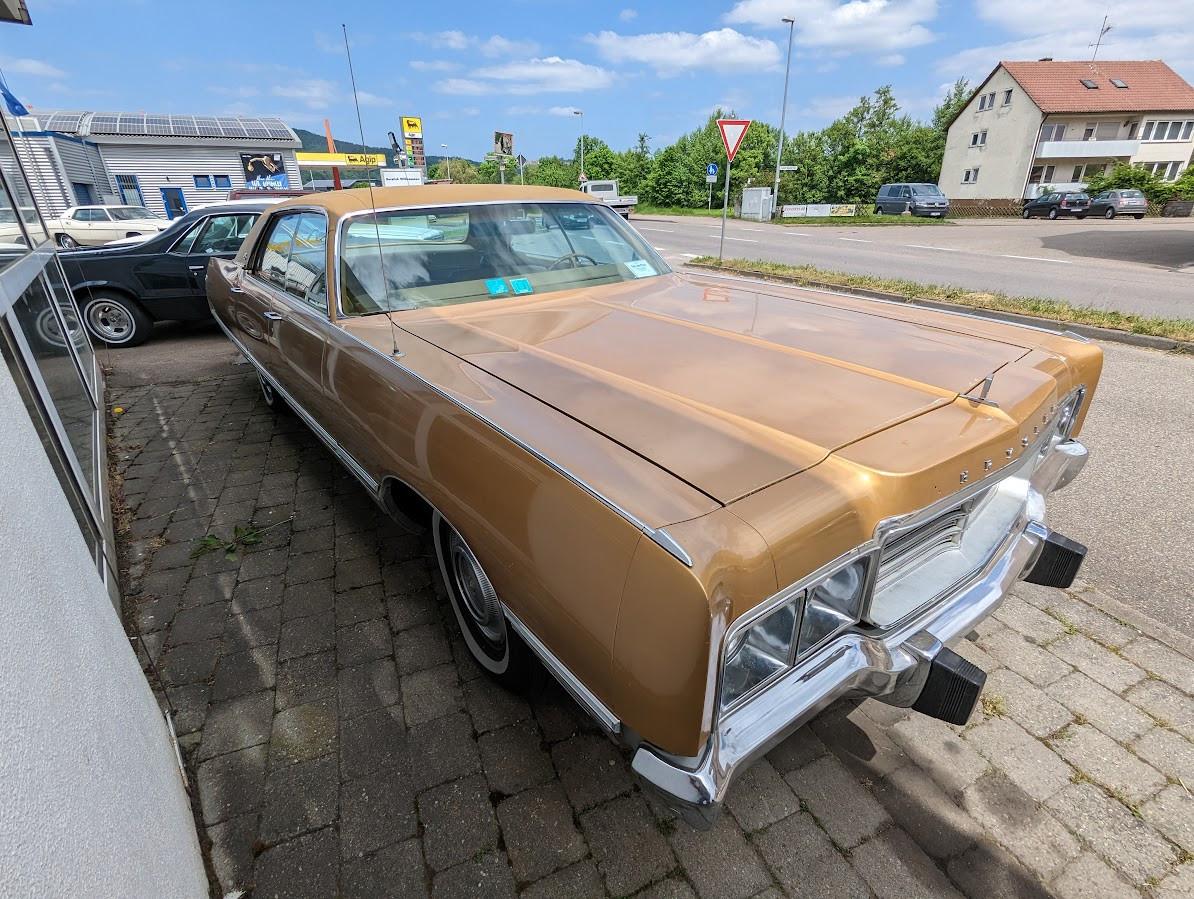 Chrysler New Yorker 4 Door Hardtop Sedan H-Zul.