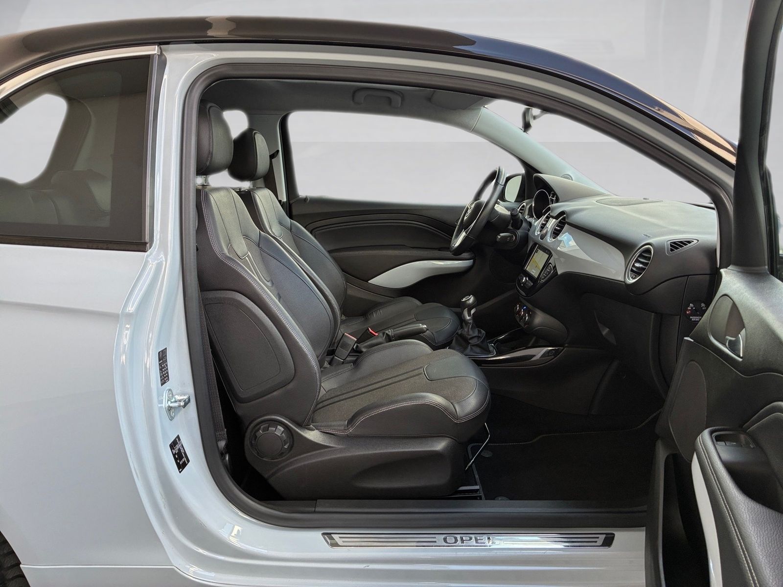Fahrzeugabbildung Opel Adam 1.4 Turbo S PDC,Pano,SHZ,Klimaaut.,LM,SD