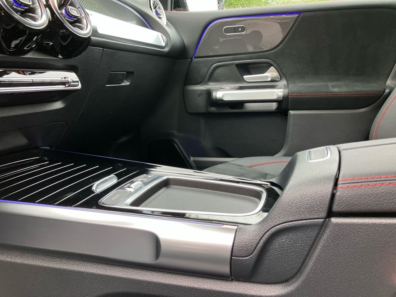 Fahrzeugabbildung Mercedes-Benz GLB 220 d 4M AMG AHK Night Multibeam KeylessGo