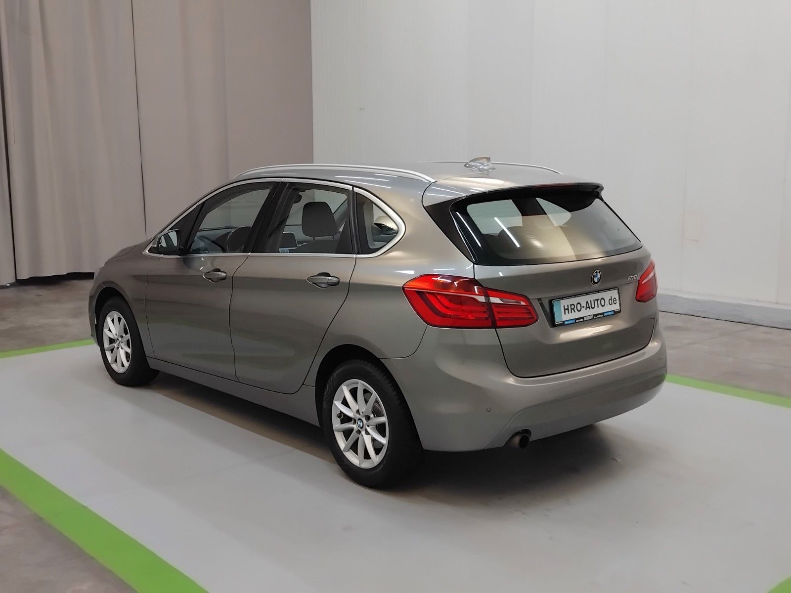 BMW 218 Active Tourer (06/2026, Benzin)