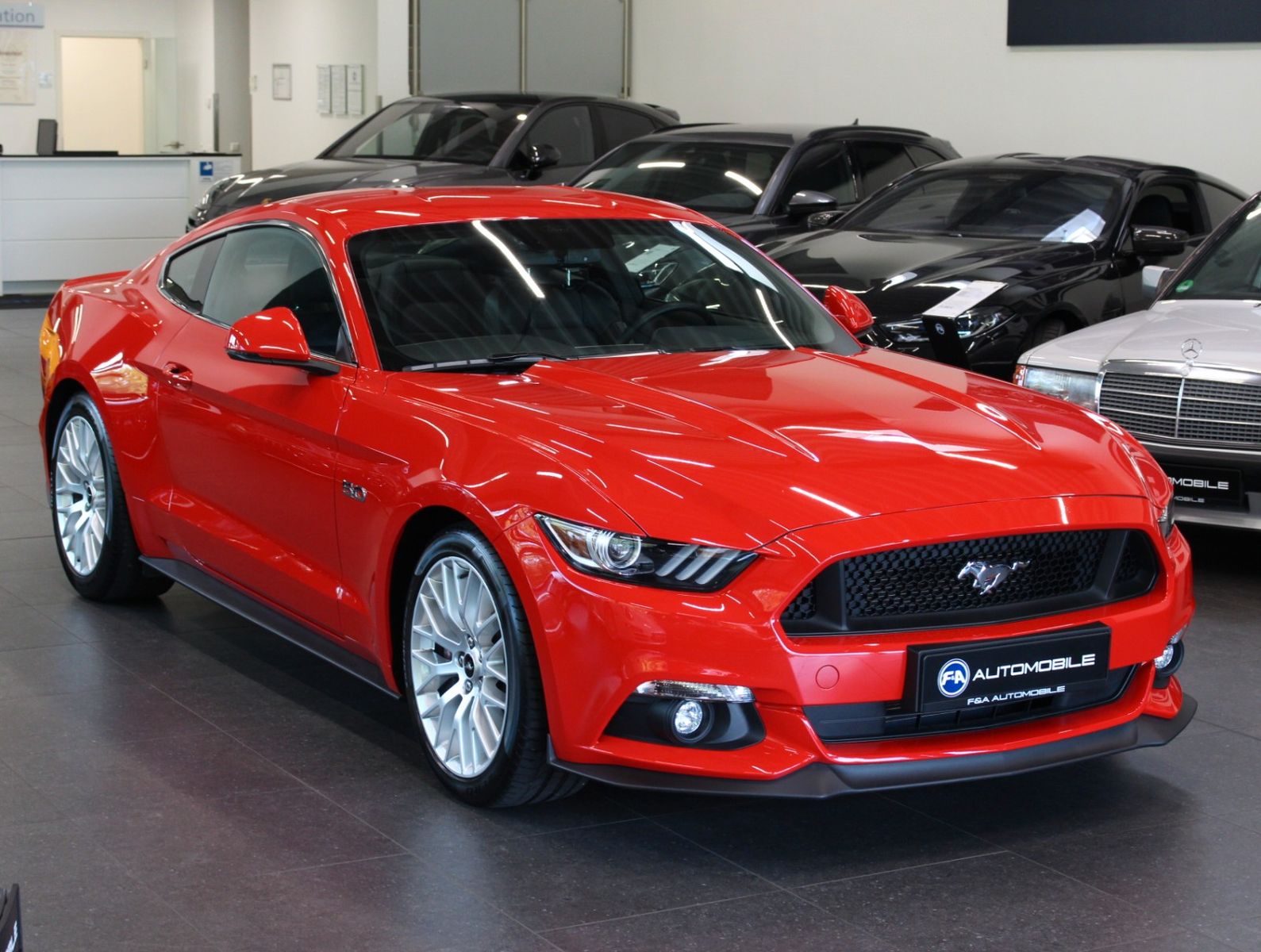 Fahrzeugabbildung Ford Mustang GT Fastback 1.Hand*NUR 12T KM