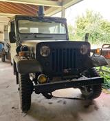 Mitsubishi Oldtimer Jeep Militär Mitsubishi J24 mit A... - Militärfahrzeuge