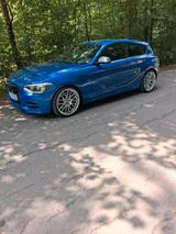 BMW M135i F21 Schalter-Estoril-Harman Kardon - gebrauchte BMW M135 aus dem Jahr 2014