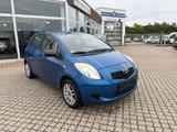 Toyota Yaris 1.0 VVT-i Cool, 8 fach bereift - Toyota Yaris: 1.8