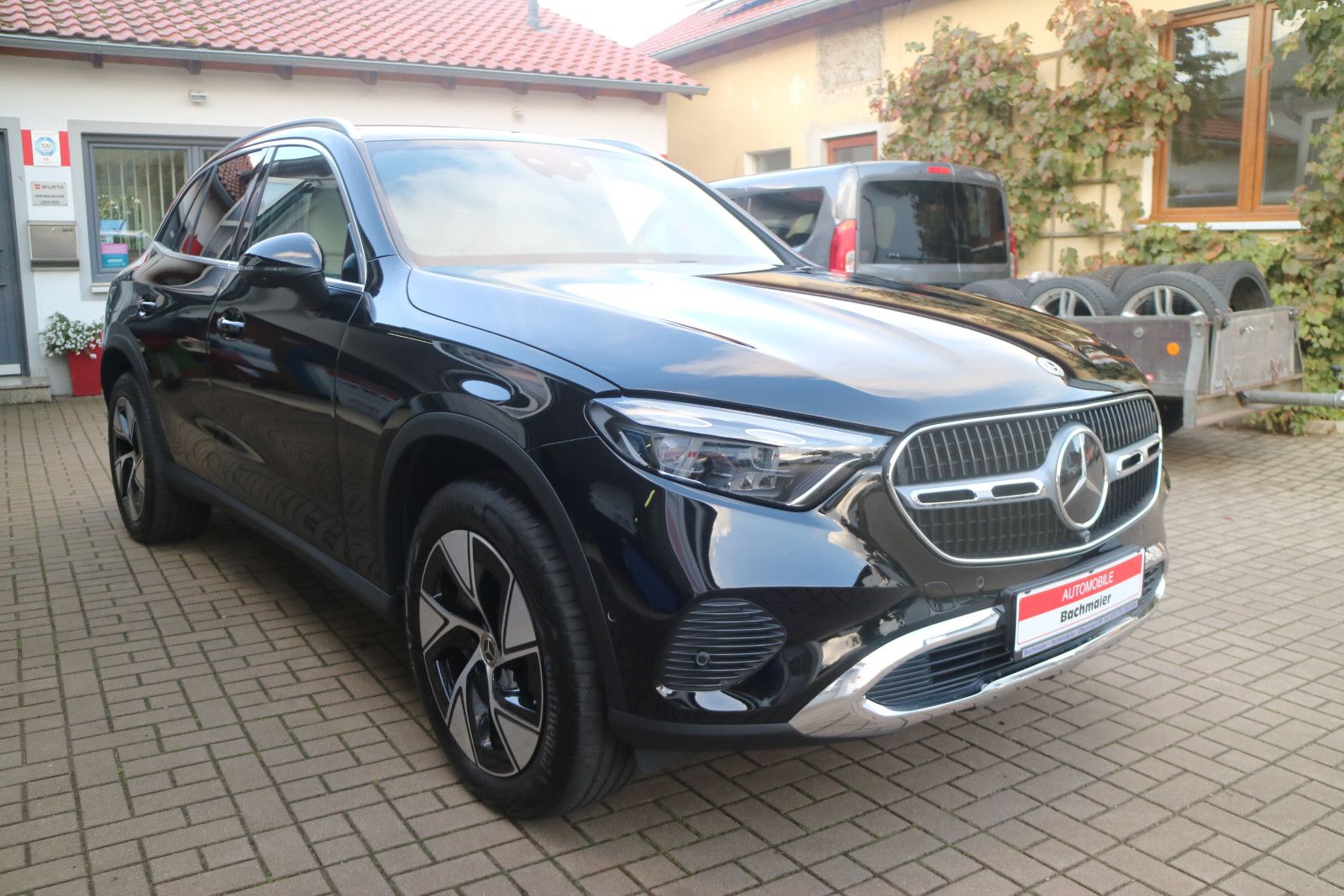 Mercedes-Benz GLC 400 e-4Matic-Avantgarde- PANO-AHK-elektr. imagem 3