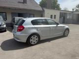BMW 116 i Lim. Automatik 1.Hd 80.000 km BMW Scheckh. - gebrauchte BMW 1er Reihe aus dem Jahr 2011