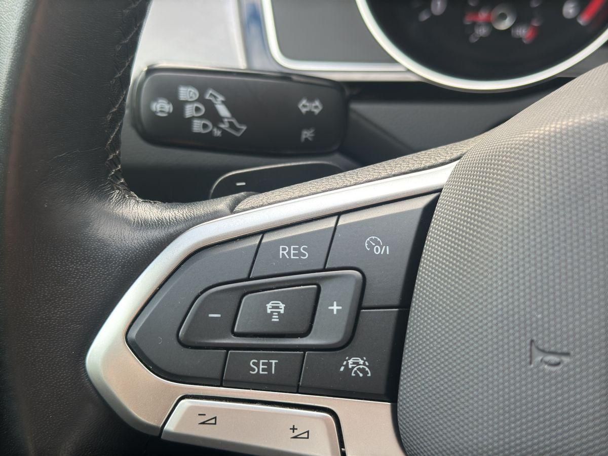 Passat Variant Business 2.0 TDI DSG RFK ACC NAVI