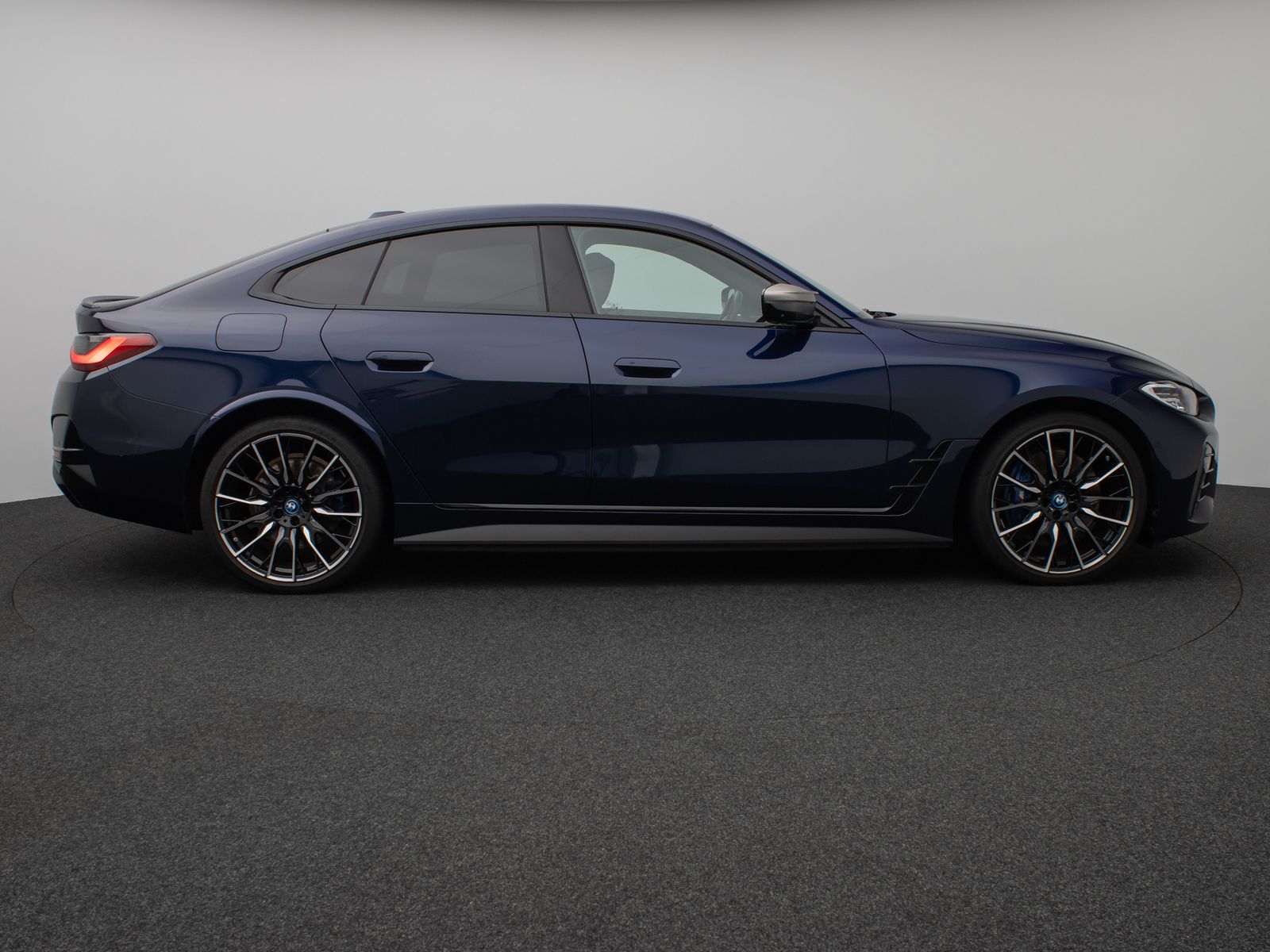 Fahrzeugabbildung BMW i4 M50 Gran Coupé 360°DAB HUD H/K Glasdach 20Zol