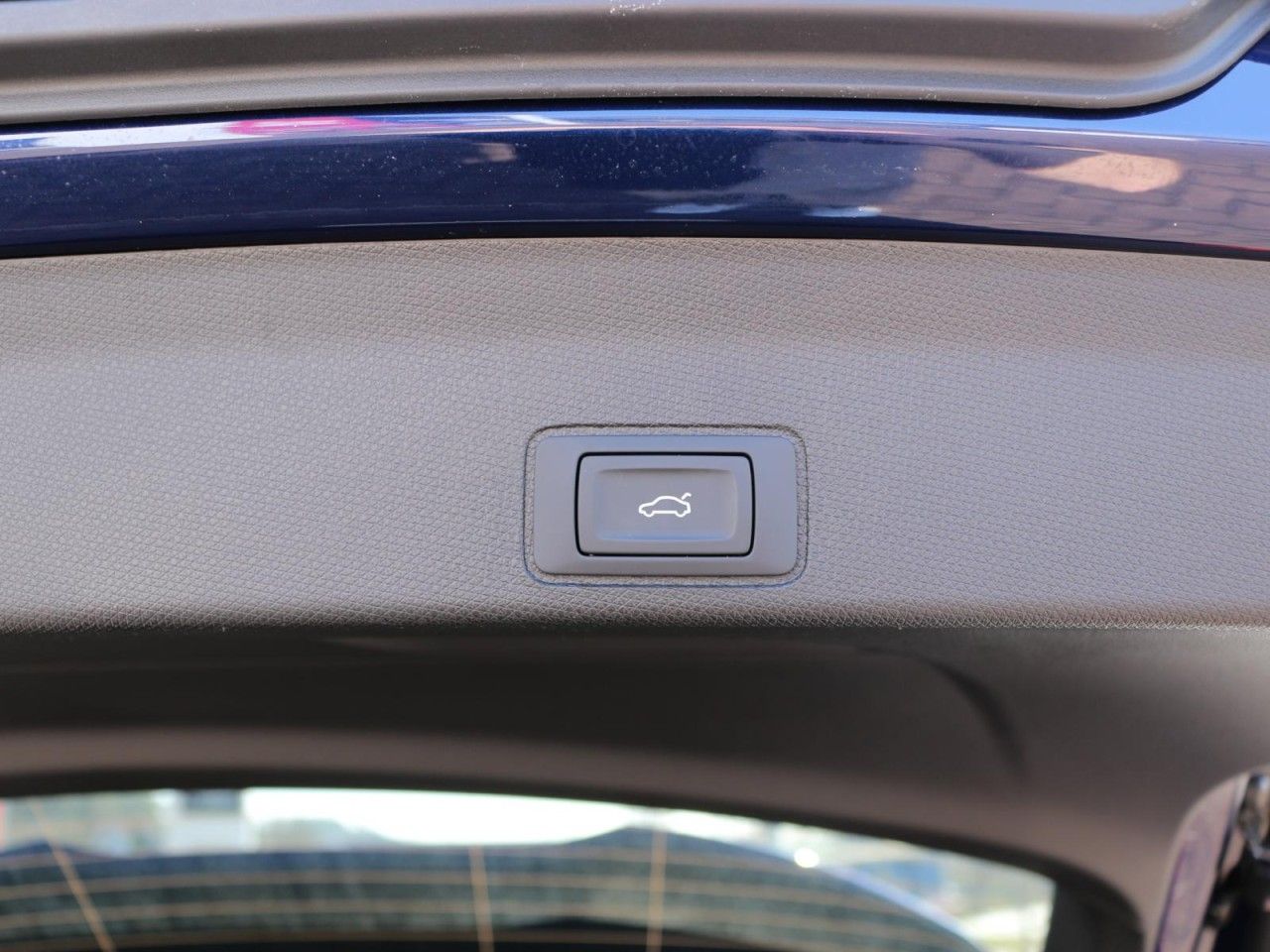 Fahrzeugabbildung CUPRA Terramar VZ 2.0 TSI DSG 4Drive