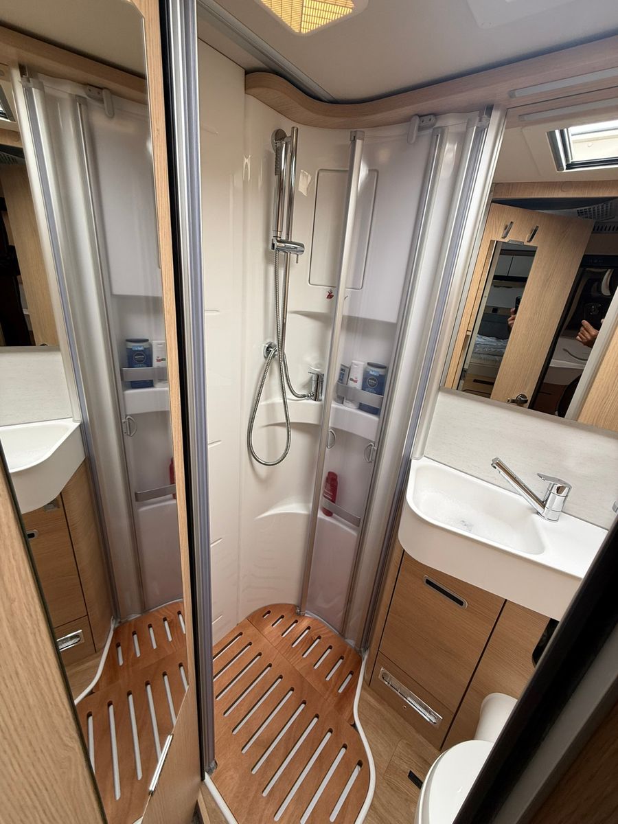 Fahrzeugabbildung HYMER / ERIBA / HYMERCAR BMC 550 T  White  Line