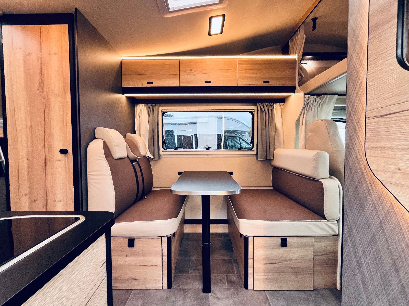 Fahrzeugabbildung XGO Dynamic 27 - Modell 2026