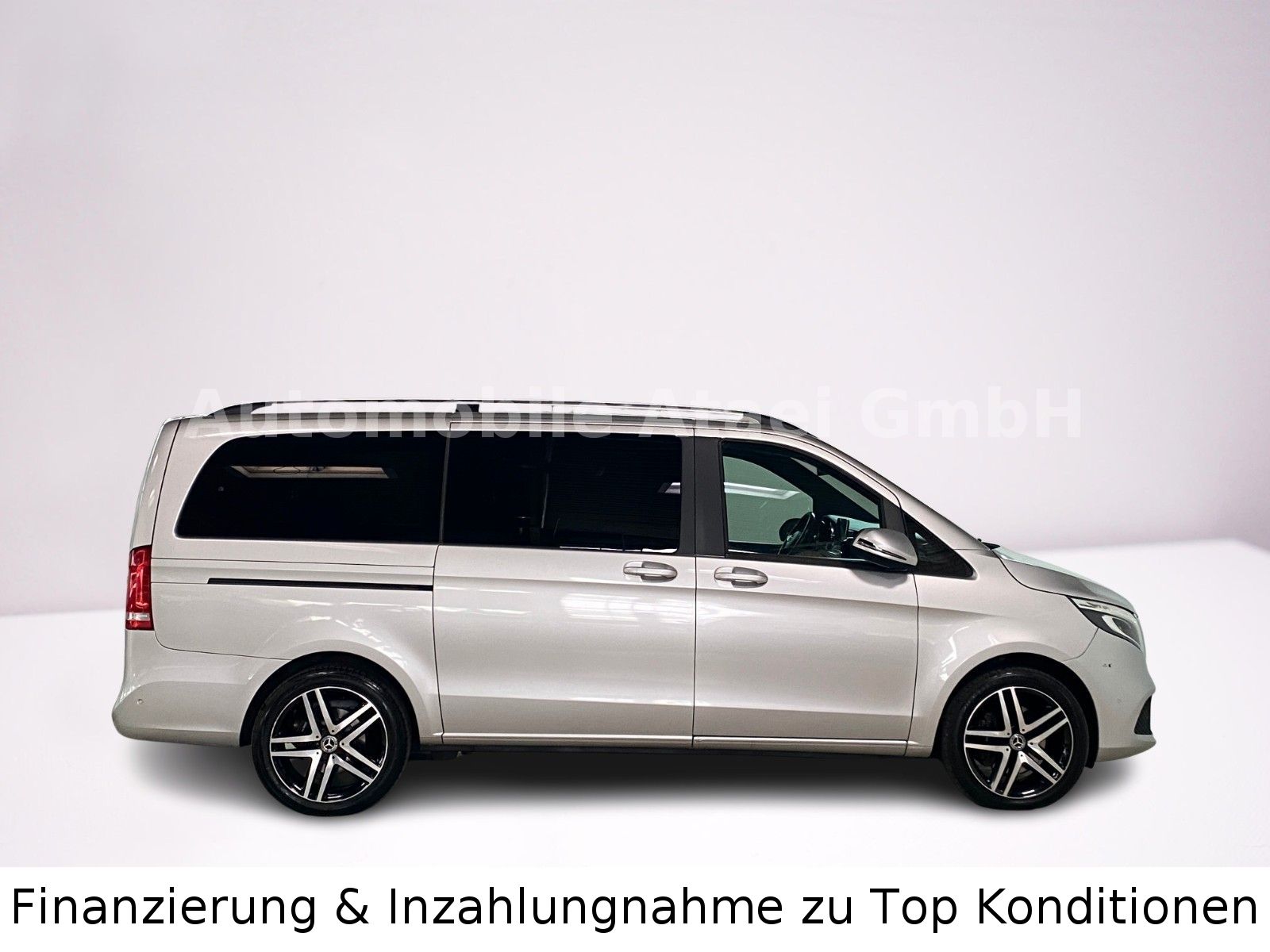 Fahrzeugabbildung Mercedes-Benz V 300d lang 4MATIC Edition Sport-Paket (4890)