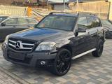 Mercedes-Benz GLK 280 4Matic/Pano/Navi/Leder/Automatik-TOP - Mercedes-Benz GLK 280: 4matic