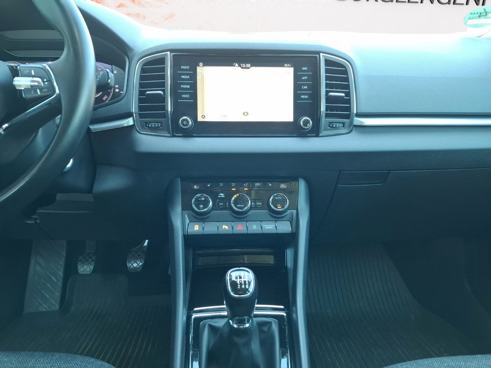 Fahrzeugabbildung SKODA Karoq Clever ! Amundsen ! Kamera !